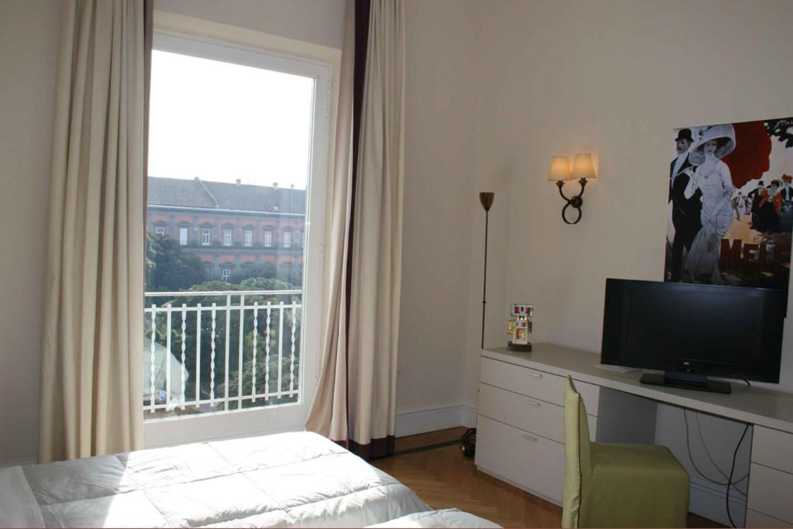 Residence Gli Angioini Srl Napoli Ngoại thất bức ảnh