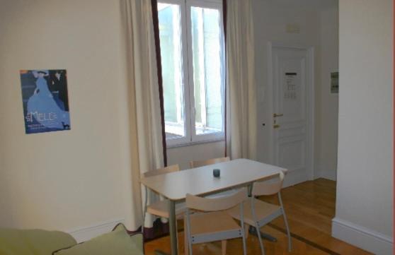 Residence Gli Angioini Srl Napoli Ngoại thất bức ảnh